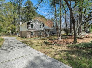 403 Red Oak Ln, Lawrenceville, GA 30046