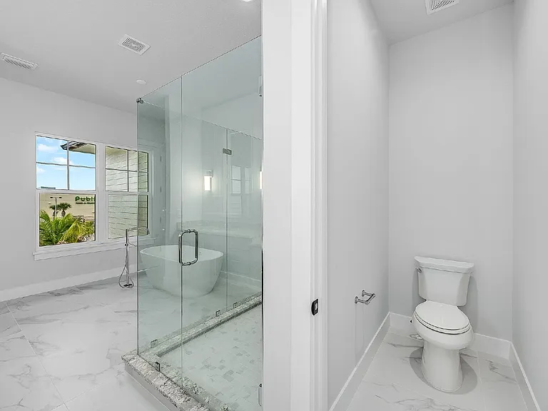 111 Watson Dr — Photo 29