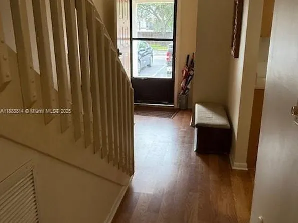 7045 SW 42nd Pl #1805, Davie, FL 33314