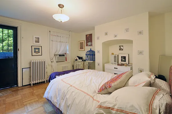 Rented by Corcoran | media 9