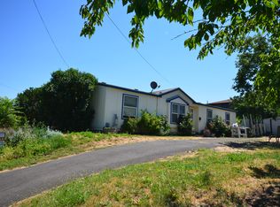 1222 E 10th St, The Dalles, OR