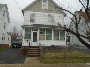 86 Grove St, Middletown, CT 06457