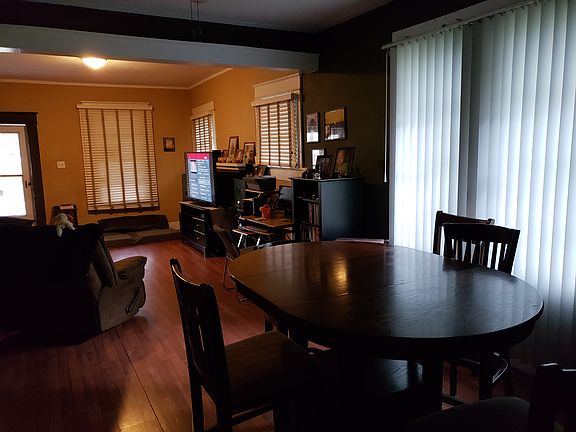 3rd image of 3508 Dartmouth Ave