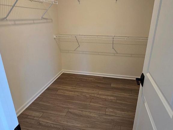 5th image of 48 Parry Way