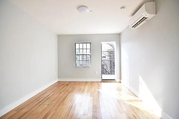 Rented by Bohemia Realty Group | media 9