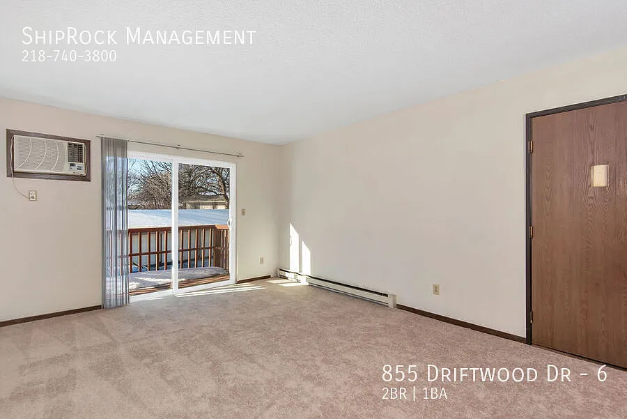 Building Photo - 855 Driftwood Dr #6