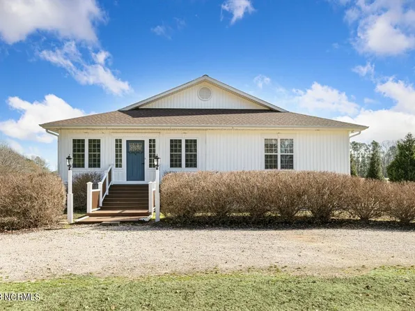 11737 Camp Charles Road, Bailey, NC 27807
