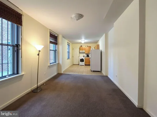 2045 N Carlisle St, Philadelphia, PA 19121