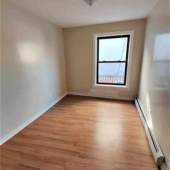 345 Legion St — Photo 5