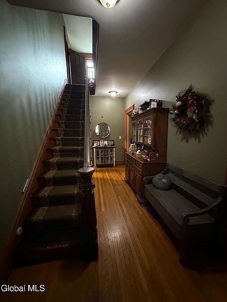 4th image of 14 Orchard Street