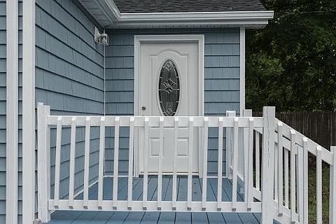 1st image of 1044 Waverly Avenue