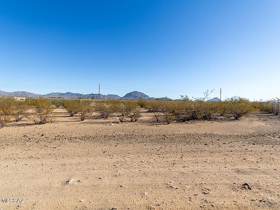 2nd image of 4327 S Desert Sunrise Trl #4