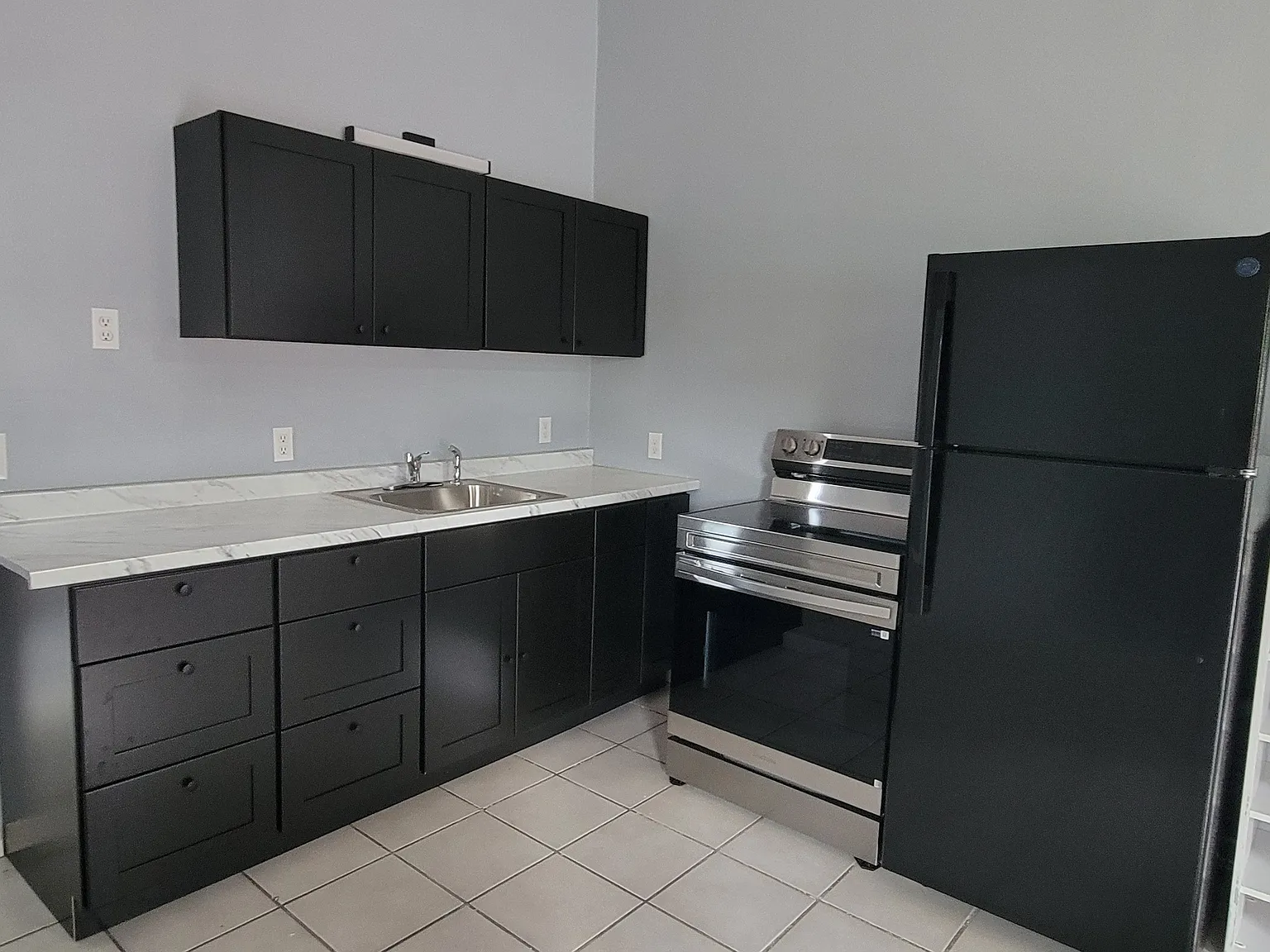 1 bed, 600 sqft, $1,000 — Photo 2