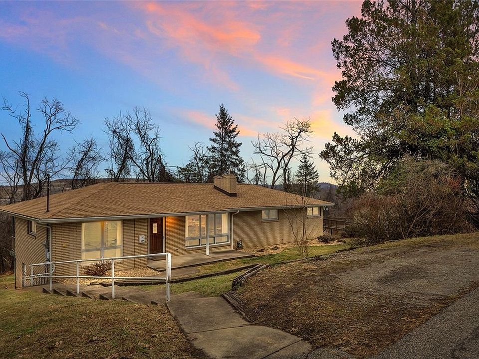 1st image of 15 Pleasant Dr