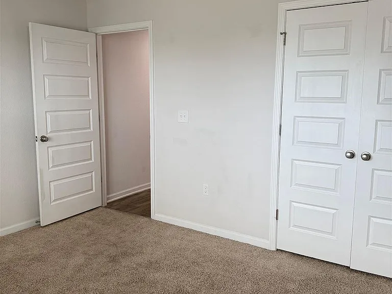 5628 Fulcina Ct — Photo 4