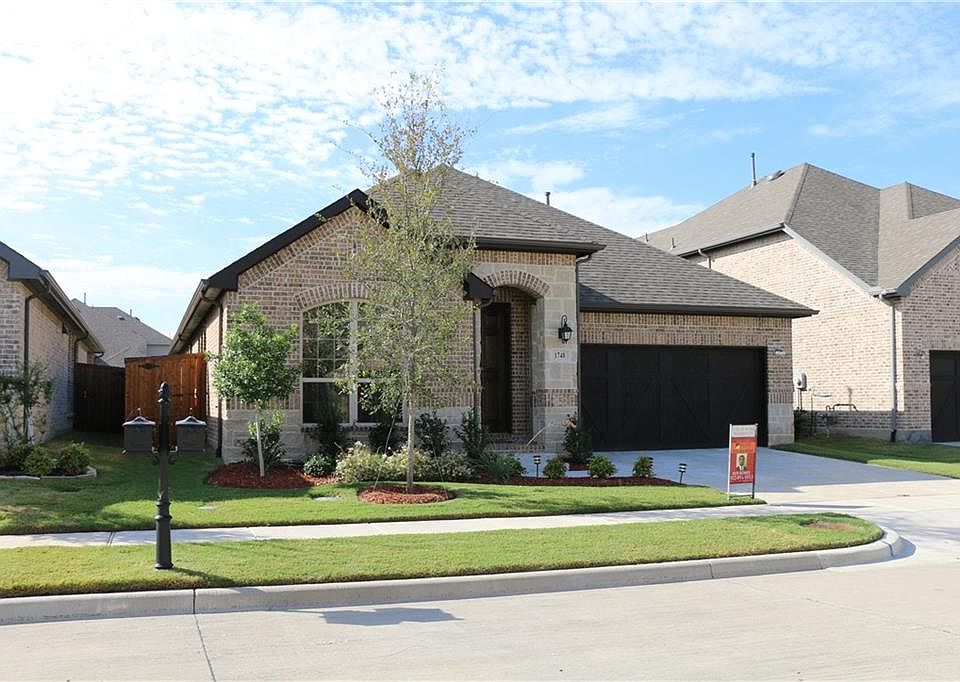 1st image of 1748 Eagle Crest Dr