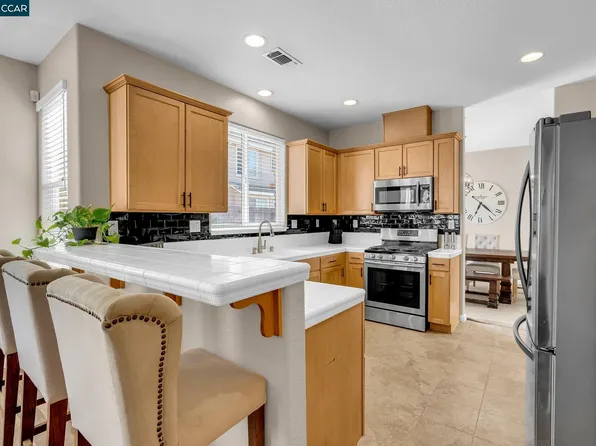 1331 Yosemite Cir, Oakley, CA 94561