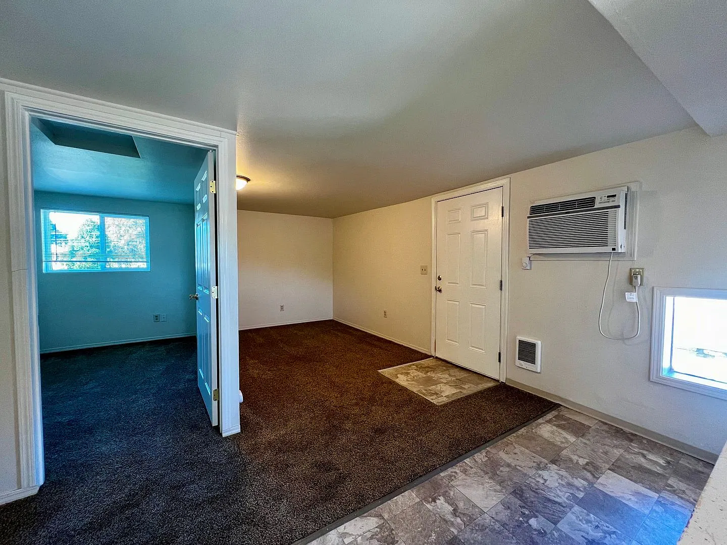 809 S 16th Ave - Yakima WA — Photo 1