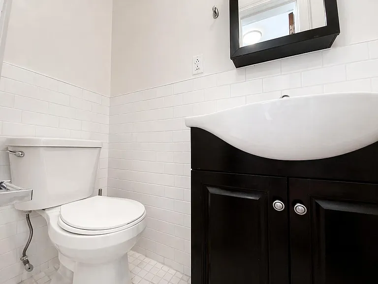 235 W 103rd St #4C — Photo 6
