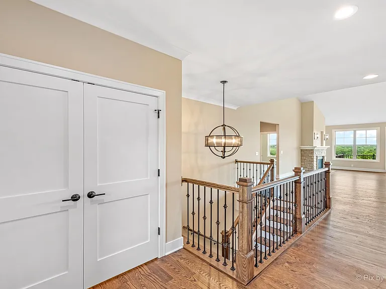 460 S Stone Ridge Dr — Photo 5