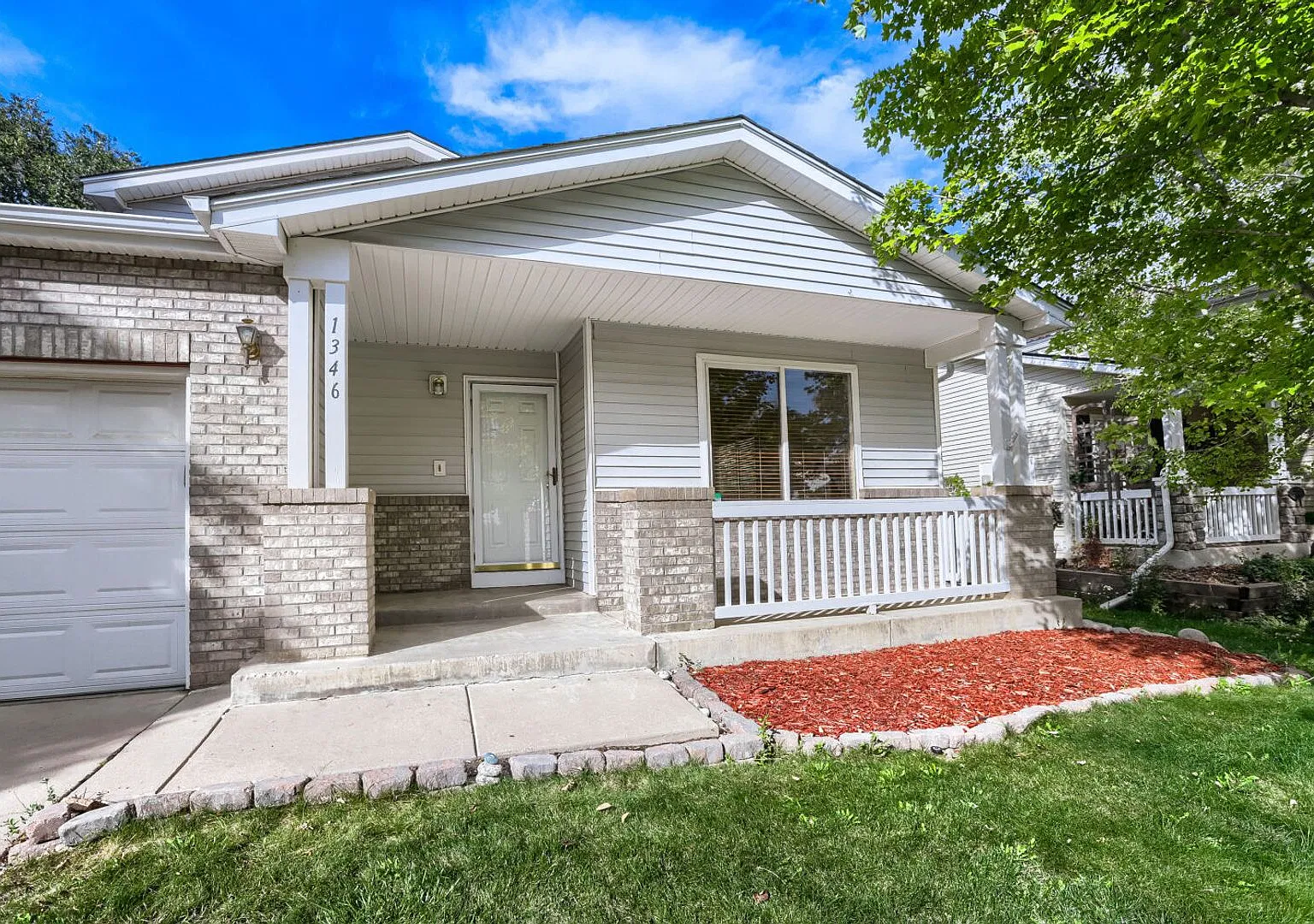 Updated 3BD/2BA Home in Longmont - Available NOW! — Photo 2