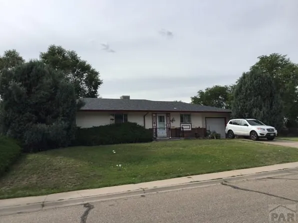 39 Macarthur Rd, Pueblo, CO 81001