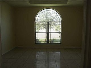 4th image of 1203 Sundown Cir