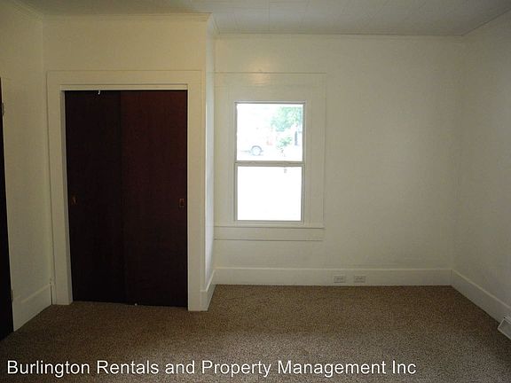 3rd image of 1731 E Webb Ave