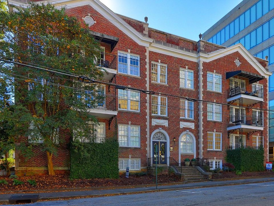 61 16th Street Condominiums