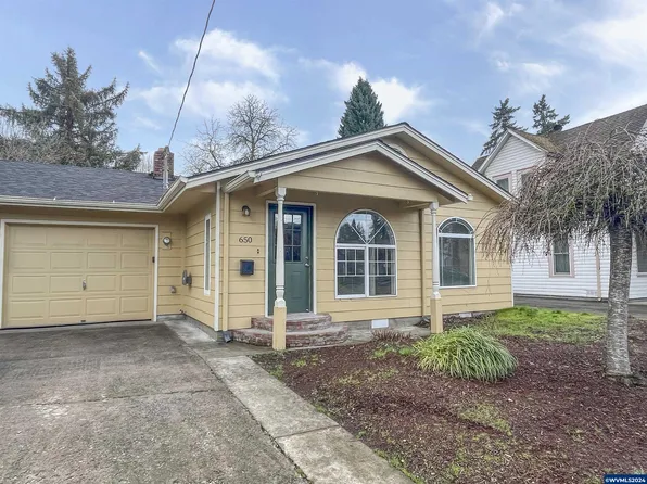 650 17th St NE, Salem, OR 97301