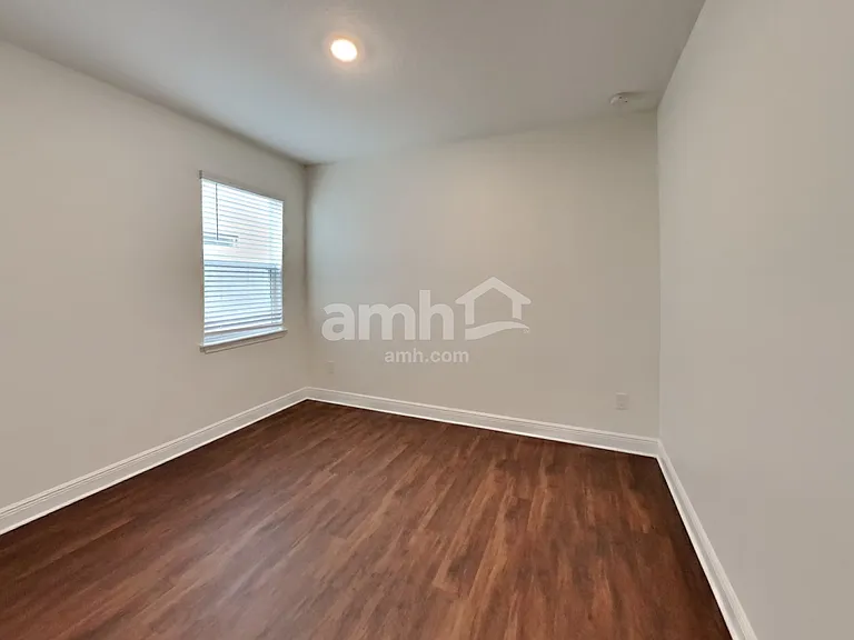 27518 Saint Andrews Ave — Photo 15