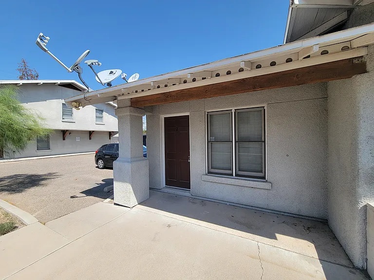 921 N 1st Ave #2 — Photo 8