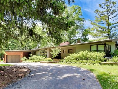 3320 Krenn Ave, Highland Park, IL, 60035