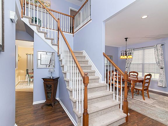 4th image of 513 Saxon Dr