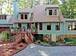 1650 Heathers Cove Rd, Hiawassee, GA 30546