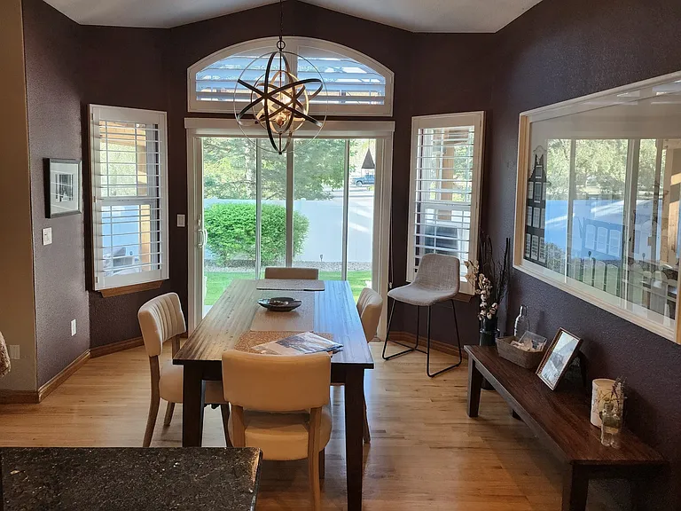 Breakfast Nook