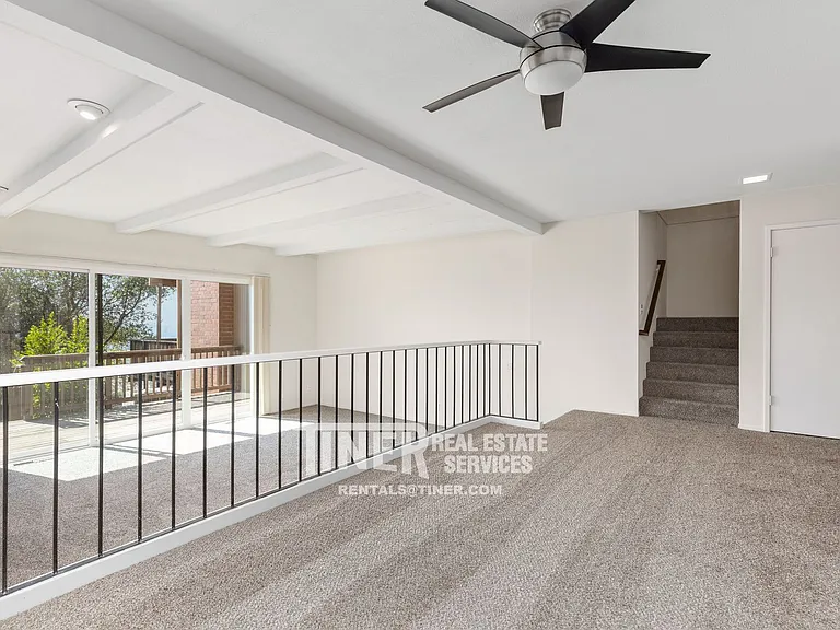 8708 Bluff Ln — Photo 4