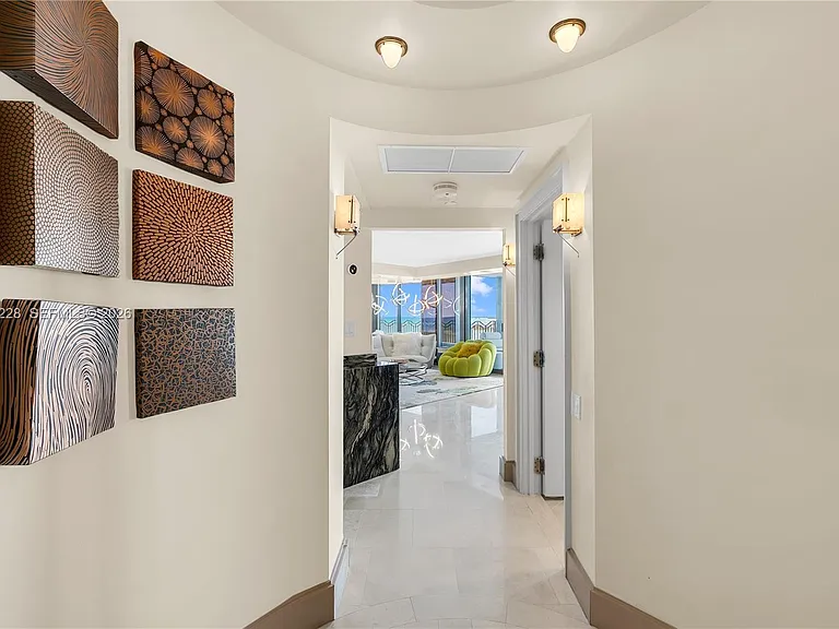 1500 Ocean Dr #1005 — Photo 17