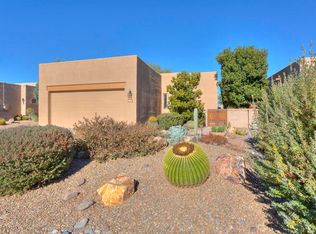 998 W Blue Fox Rd, Green Valley, AZ 85614