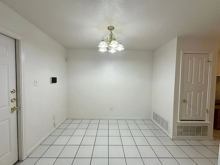 3105 Dannen Court — Photo 11