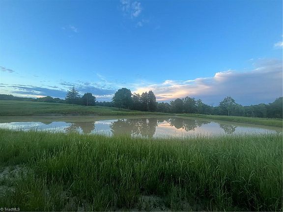 3rd image of 3549 Stagg Lake Dr #9
