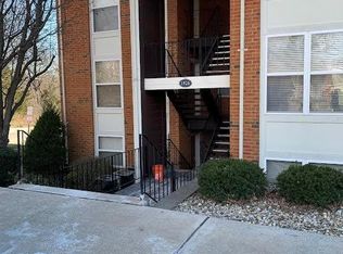 1926 W Point Ln #201, Saint Louis, MO
