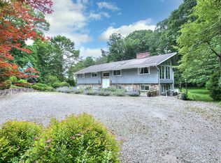 219-B Wilton Rd, Westport, CT 06880