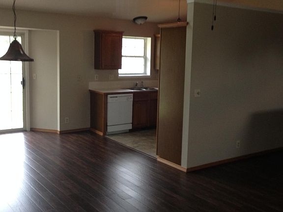 5th image of 4342 N Woodlawn Ct