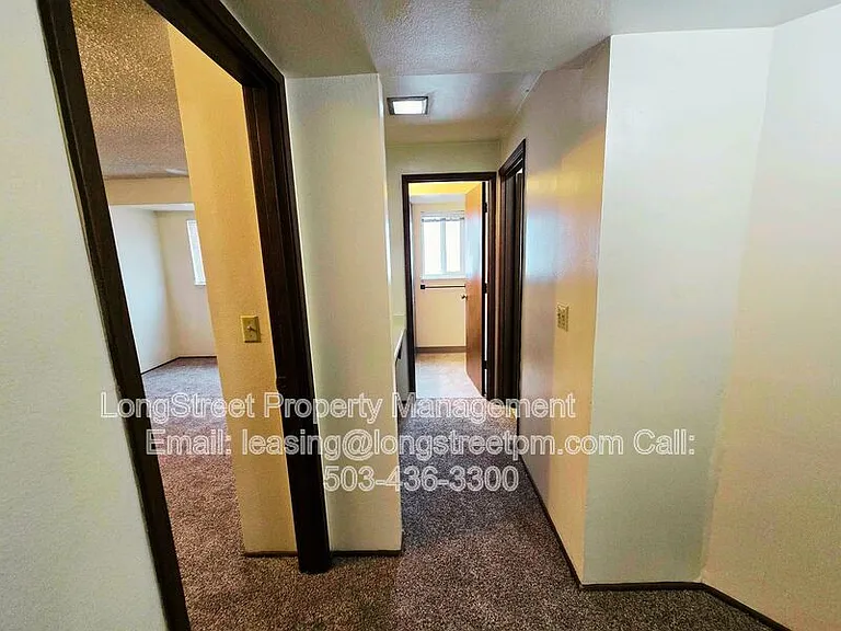 2135 NW Highland Dr #1 — Photo 14