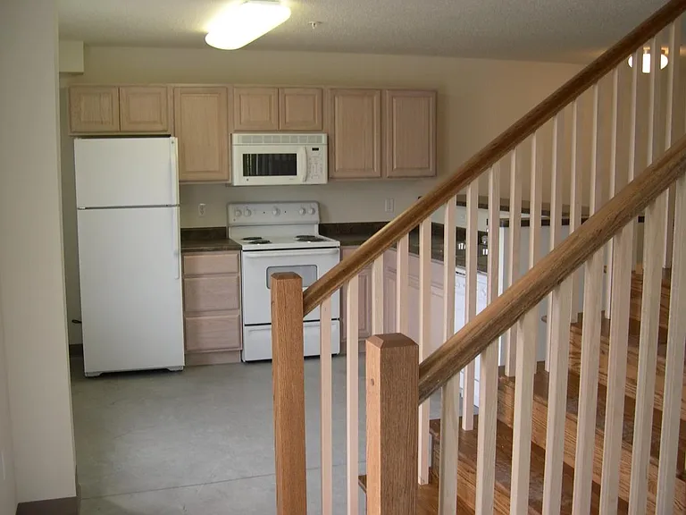 943 S Gilbert St #32 — Photo 2