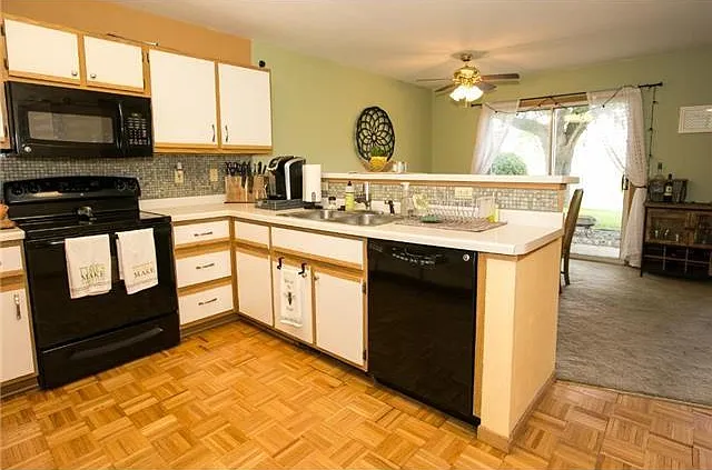 6155 Courtly Alcove #A — Photo 3
