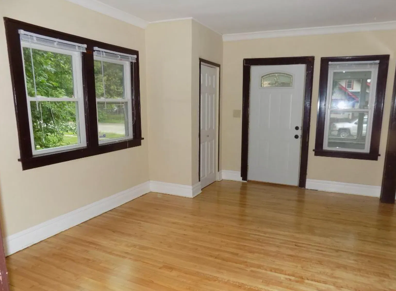 3910 Emerson Avenue North - 0 — Photo 4