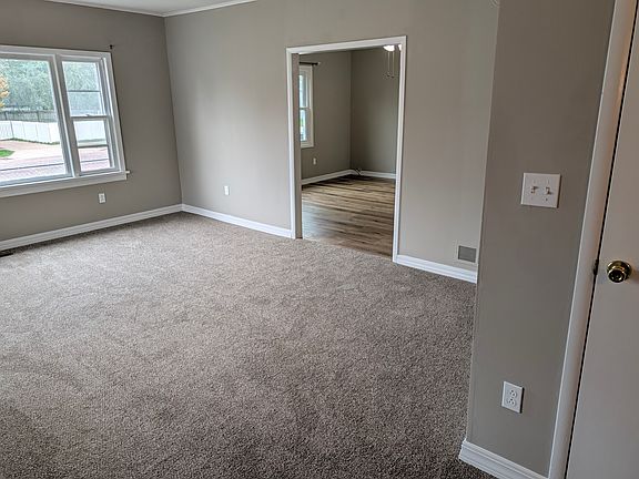 5th image of 411 13th St N