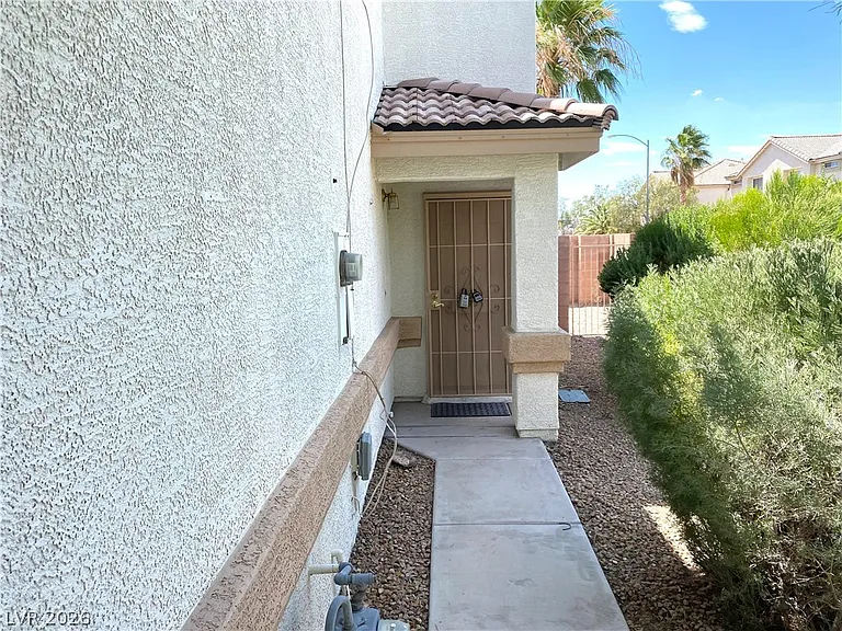 701 Spotted Eagle St — Photo 3